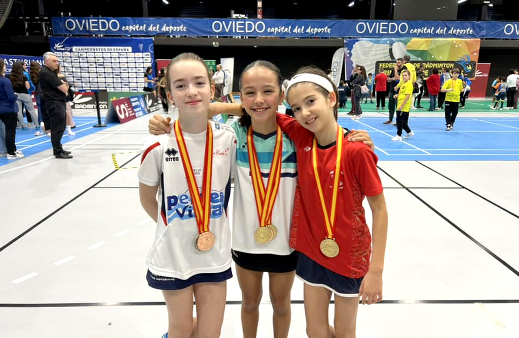 La joven totanera Ruth Mercader, Campeona de Espaa de bdminton Sub 11 en dobles femenino