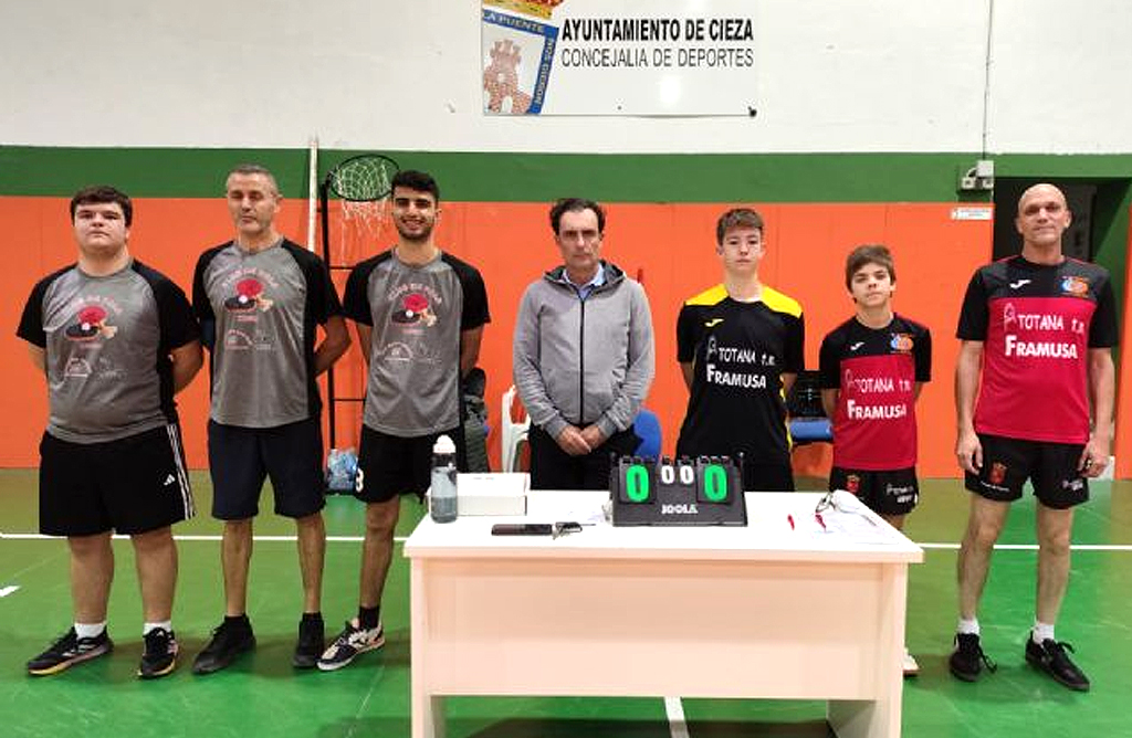 Fin de semana negro para los equipos del Club Totana de Tenis de Mesa