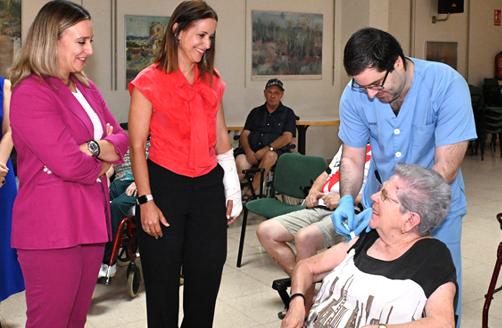 Se inicia la vacunación frente a la gripe y Covid-19 en usuarios de residencias y personas con discapacidad